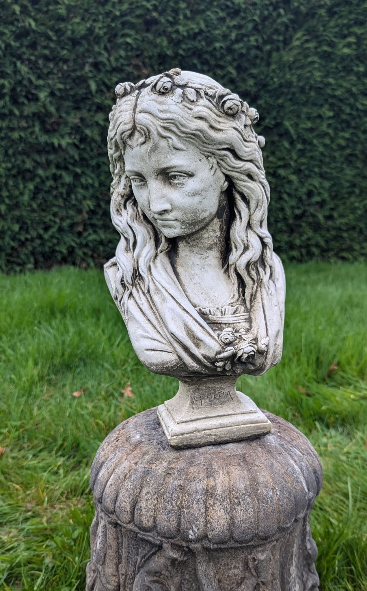 Beautiful White Lime Stone Bust Ophelia - Free UK Delivery
