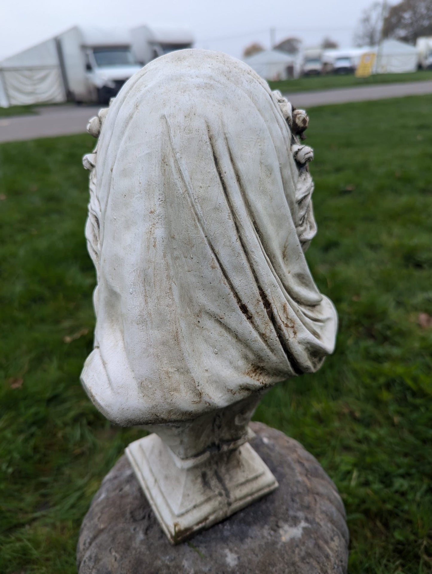 Beautiful White Lime Stone Bust Ophelia - Free UK Delivery