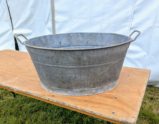 Vintage Metal bath tub planter Toby 3rd - Delivery Available