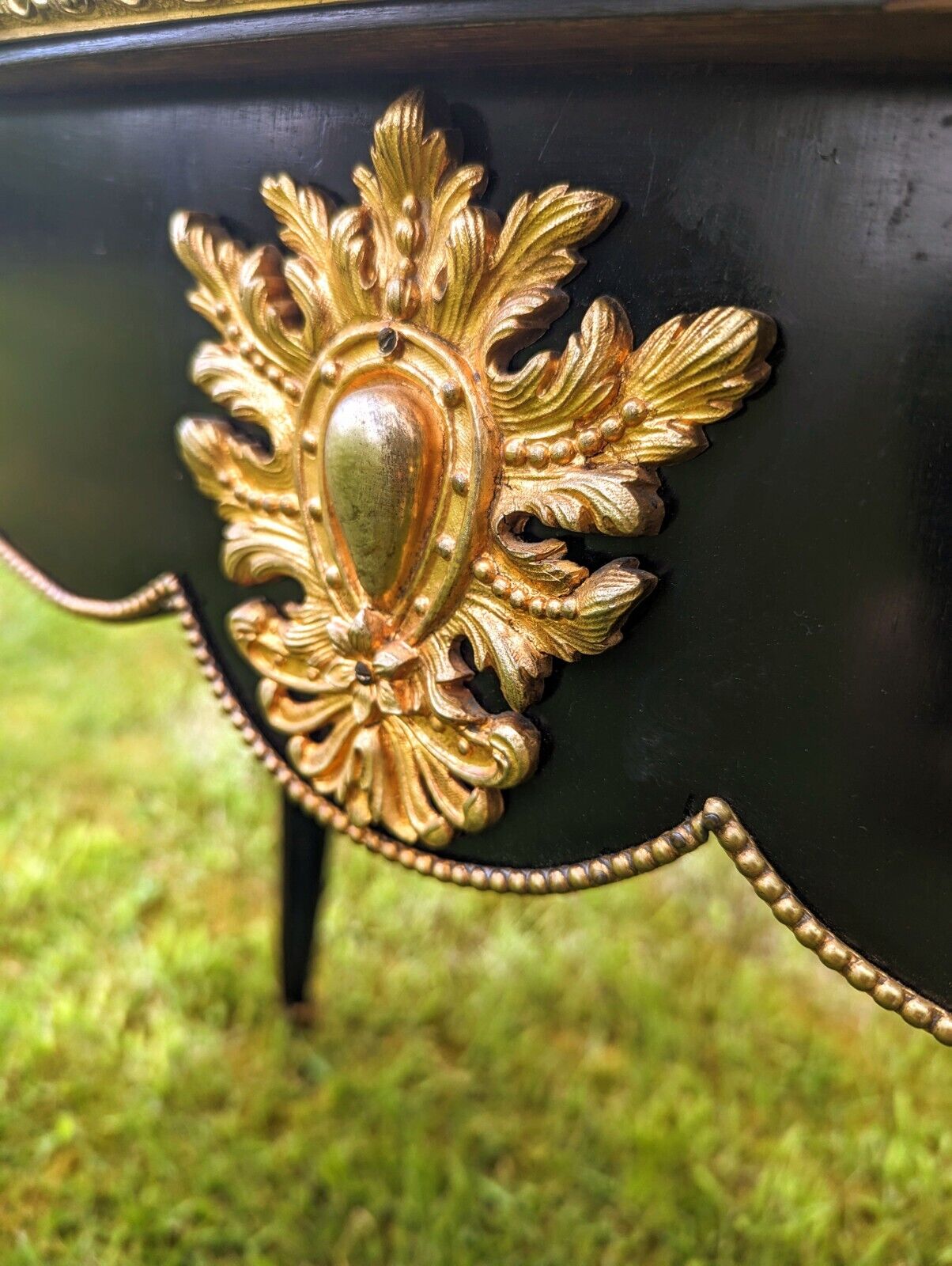 Quality Ebonised Table Gilt Ormolu From Home Of Axel Vervoordt Visual Artist - Free UK Delivery