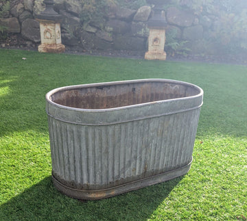 Vintage oval dolly tub garden planter - Delivery Available