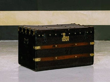 Beautiful painted Victorian Wood & Canvas Trunk 19th C - Delivery Included