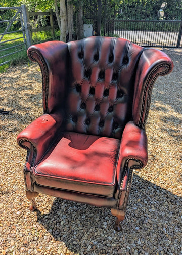 Superb Quality Vintage Oxblood  Chesterfield ,Walnut Supports Delivery Available