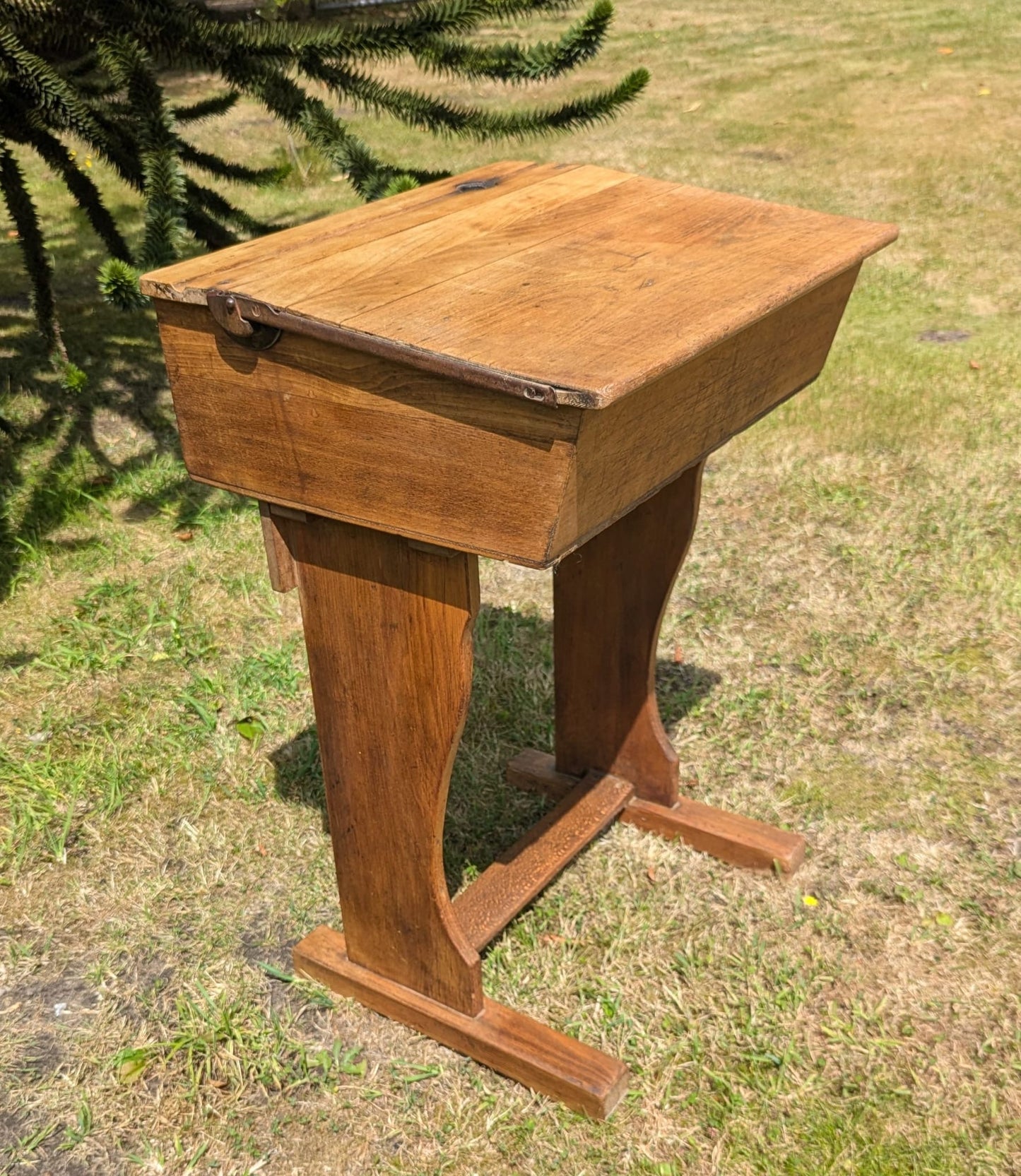 Vintage mid century beech child's school desk - Delivery available