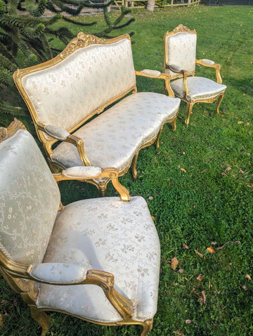 Louis XV style Suite Silk Floral Upholstery - Free UK Delivery
