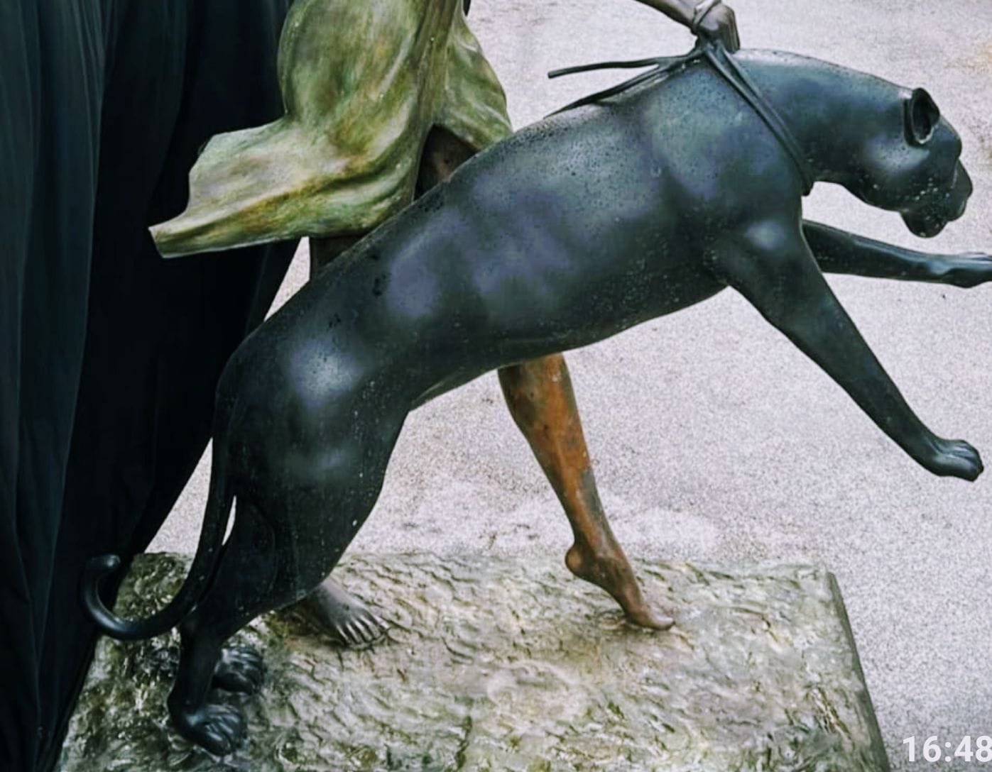 Large bronze Goddess of the hunt with bow and panther - delivery available