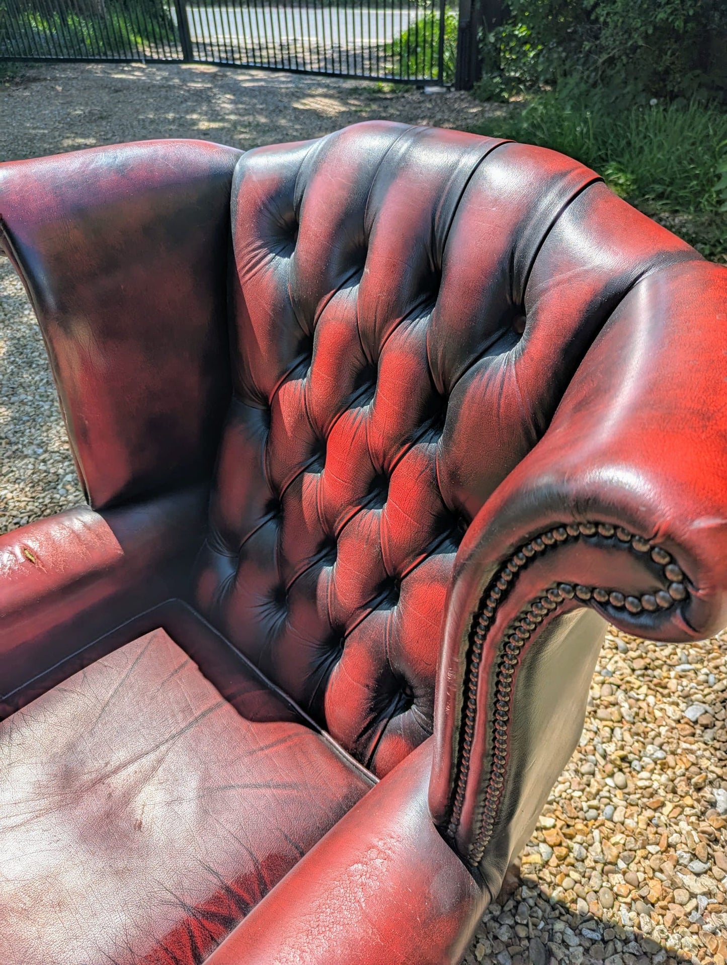 Superb Quality Vintage Oxblood Chesterfield ,Walnut Supports Delivery Available