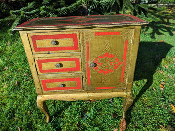 Early 20th century Italian Florentine cabinet - Free UK Delivery