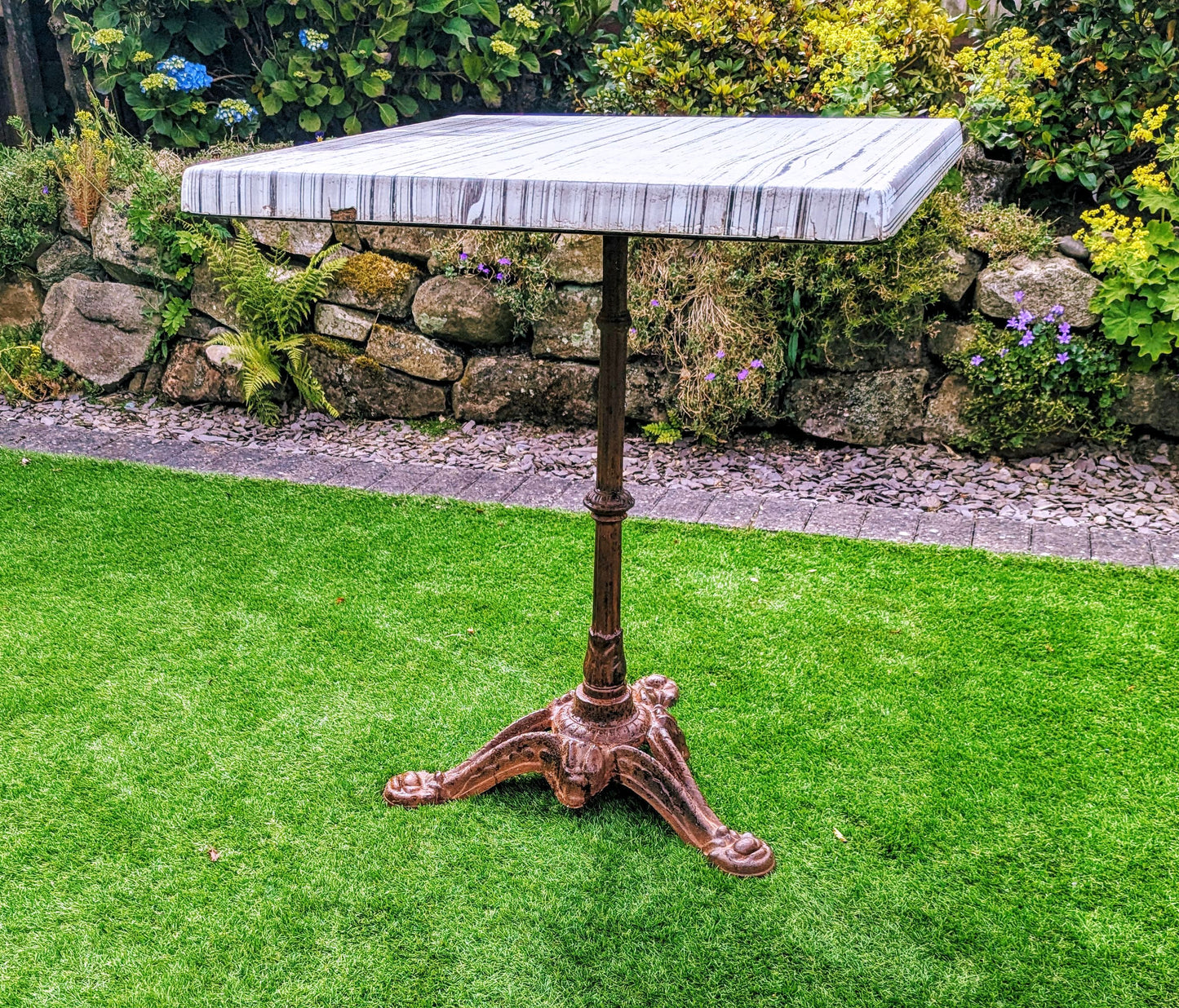 Vintage Simulated Marble decorative Iron Bistro Table (Thierry) - Free UK Delivery