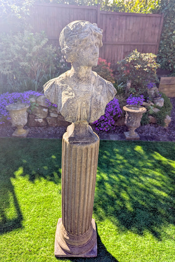 Vintage Marie - Anne Garden Bust Ornemant English Stone - Free UK Delivery