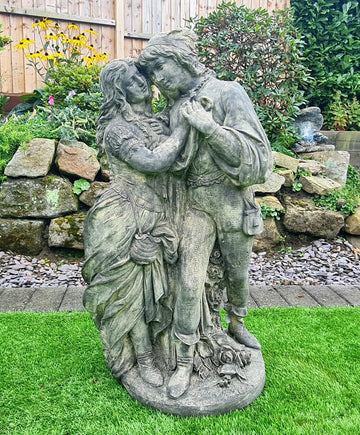 Lovers/Romeo & Juliet English Stone Statue - Free UK Delivery