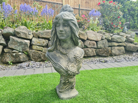 Stephanie garden ornament - Free UK Delivery