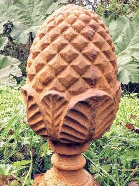 PAIR VINTAGE RUSTY VICTORIAN ACORN GATE PIERS - Free UK Delivery