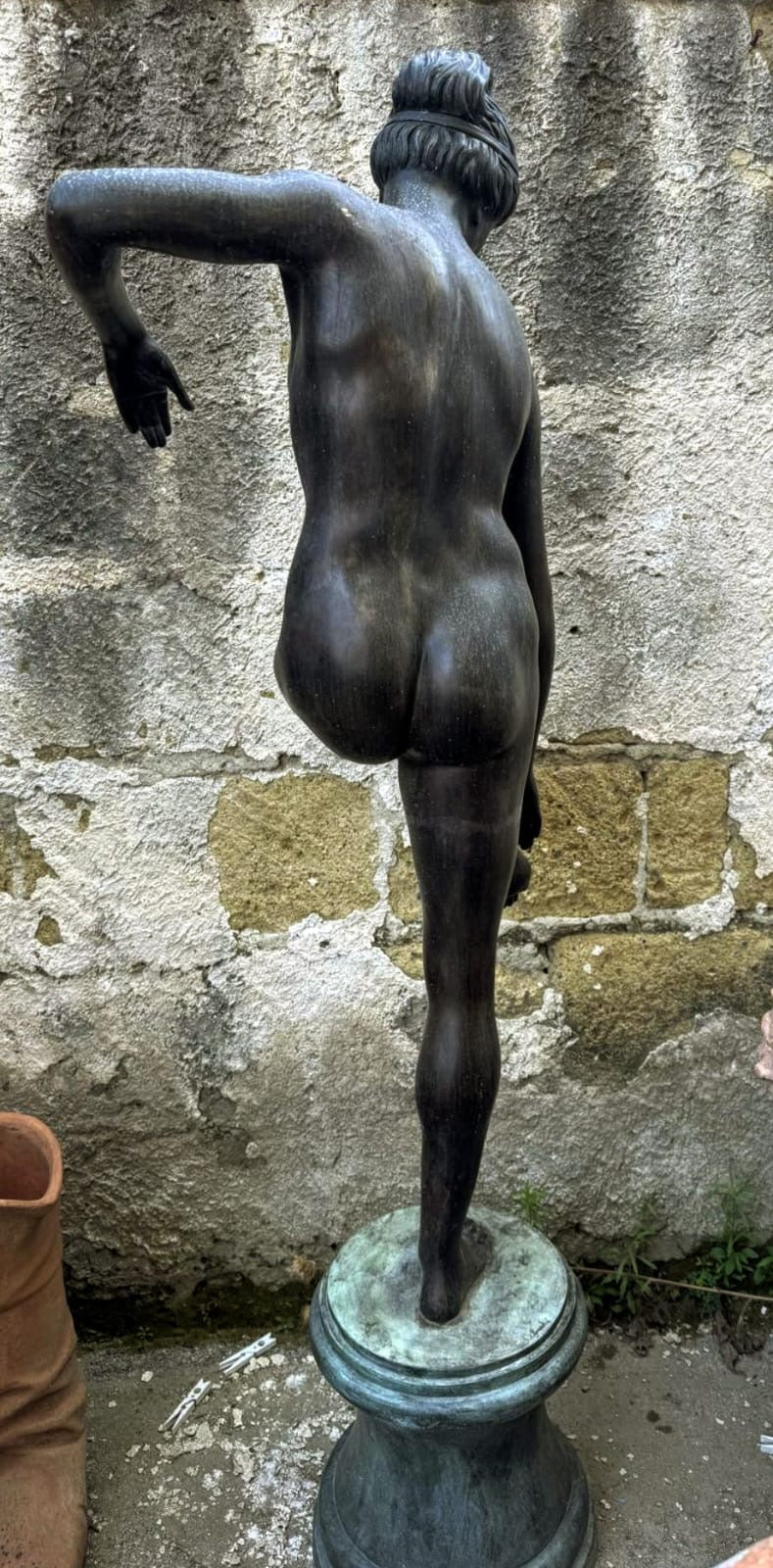 Italian Bronze Venus statue - delivery available