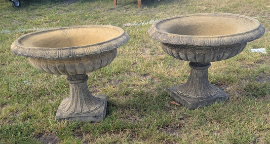 Stone Garden Urns Planters Woodbury style - Delivery Available 0342