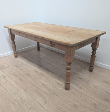 Vintage pine wood farm house style table - Delivery available 0361