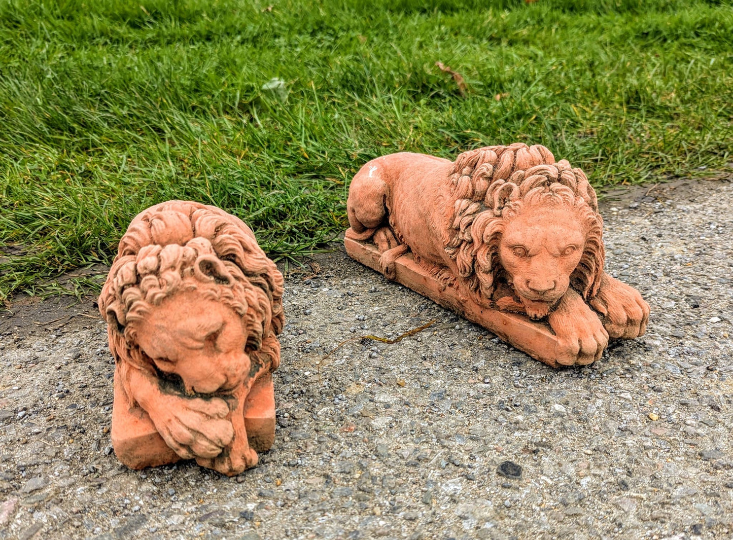 Pair of Canova Lions made from English Stone - Free UK delivery