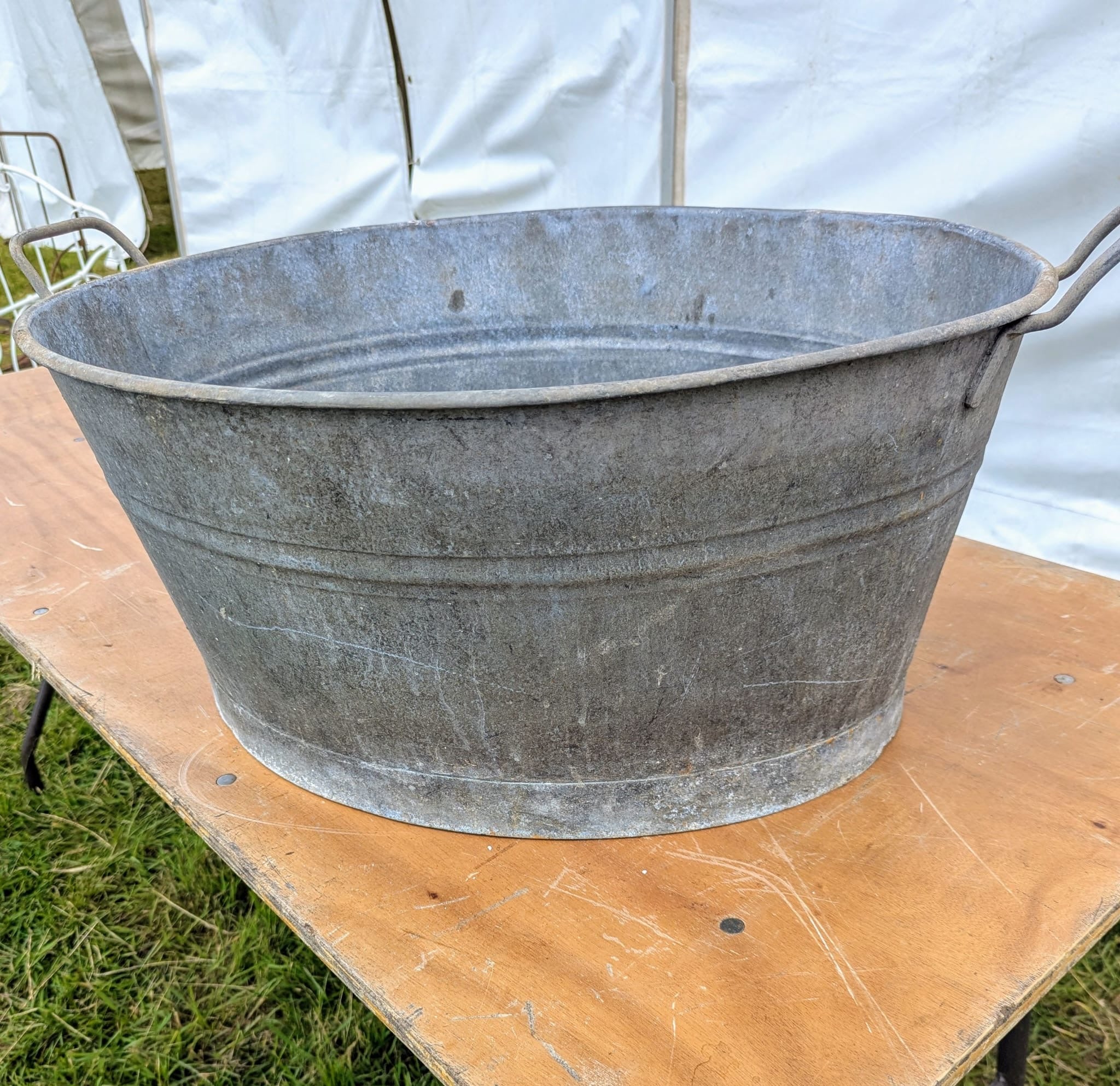 Vintage Metal bath tub planter Toby 3rd - Delivery Available