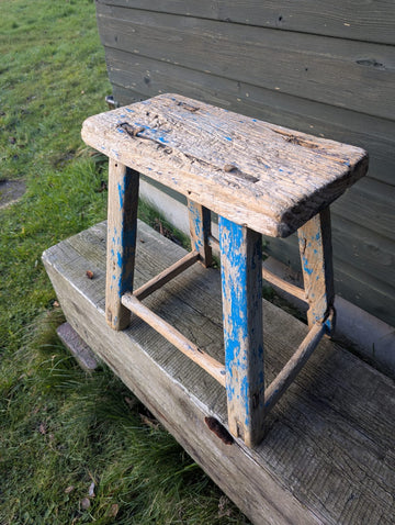 Rustic reclaimed vintage elm Table/Stool (Santa 4) - Delivery available.
