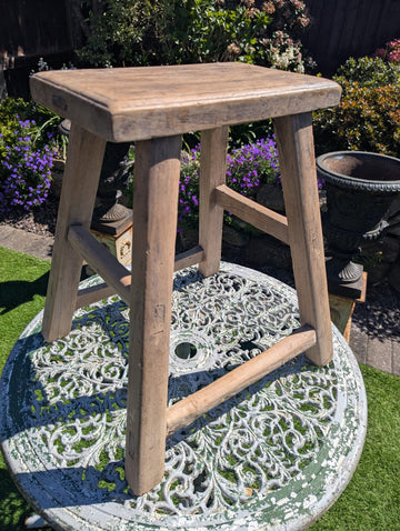 Rustic vintage elm wood side Table/Stool - Delivery Available 0316