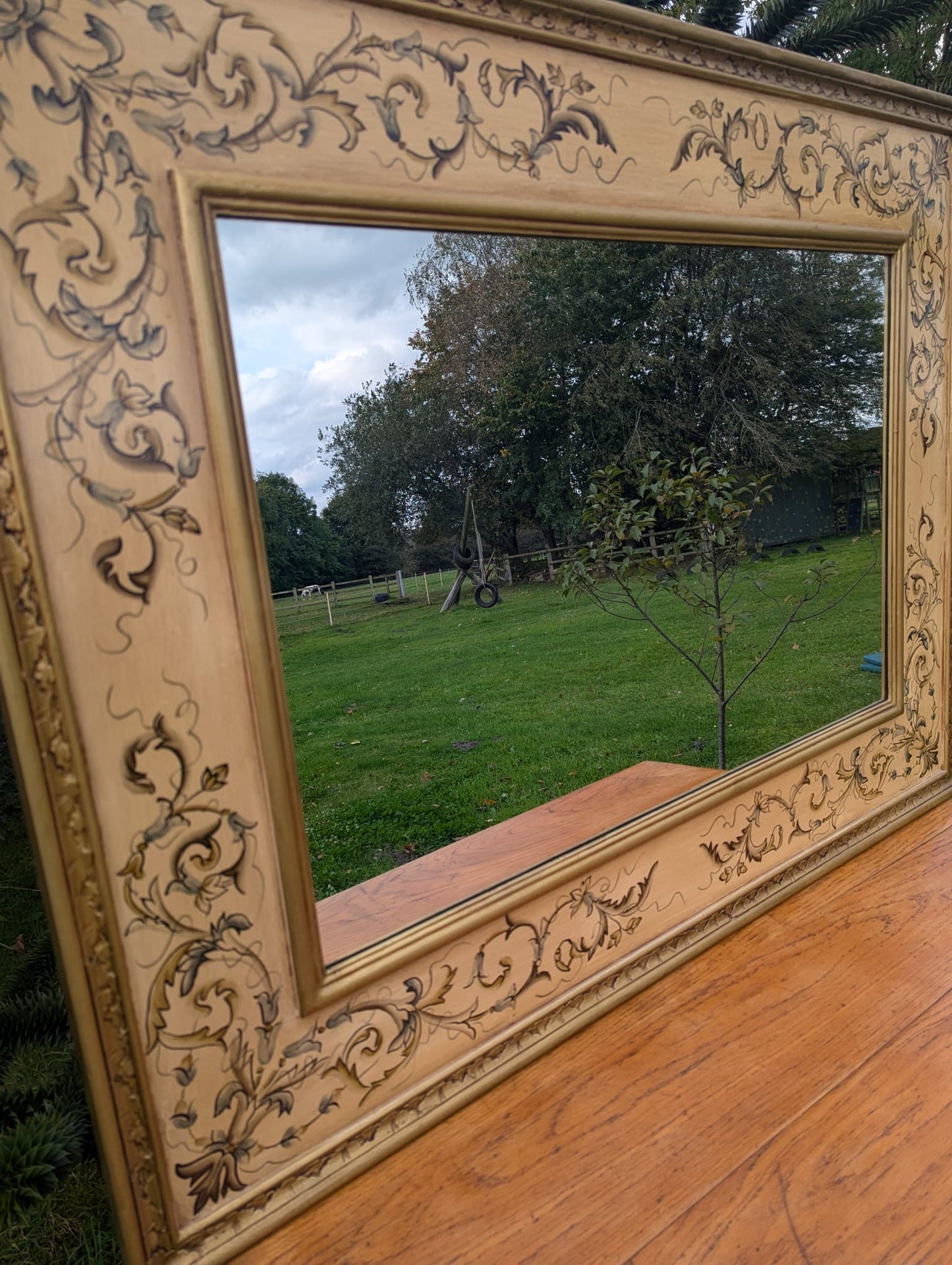 Large Oriental Gilt Mirror Hand Painted Decoration - Delivery included