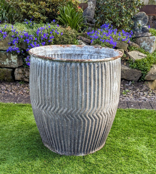 Vintage Decorative Zig Zag Galvanised Dolly tub Planter - Delivery Available