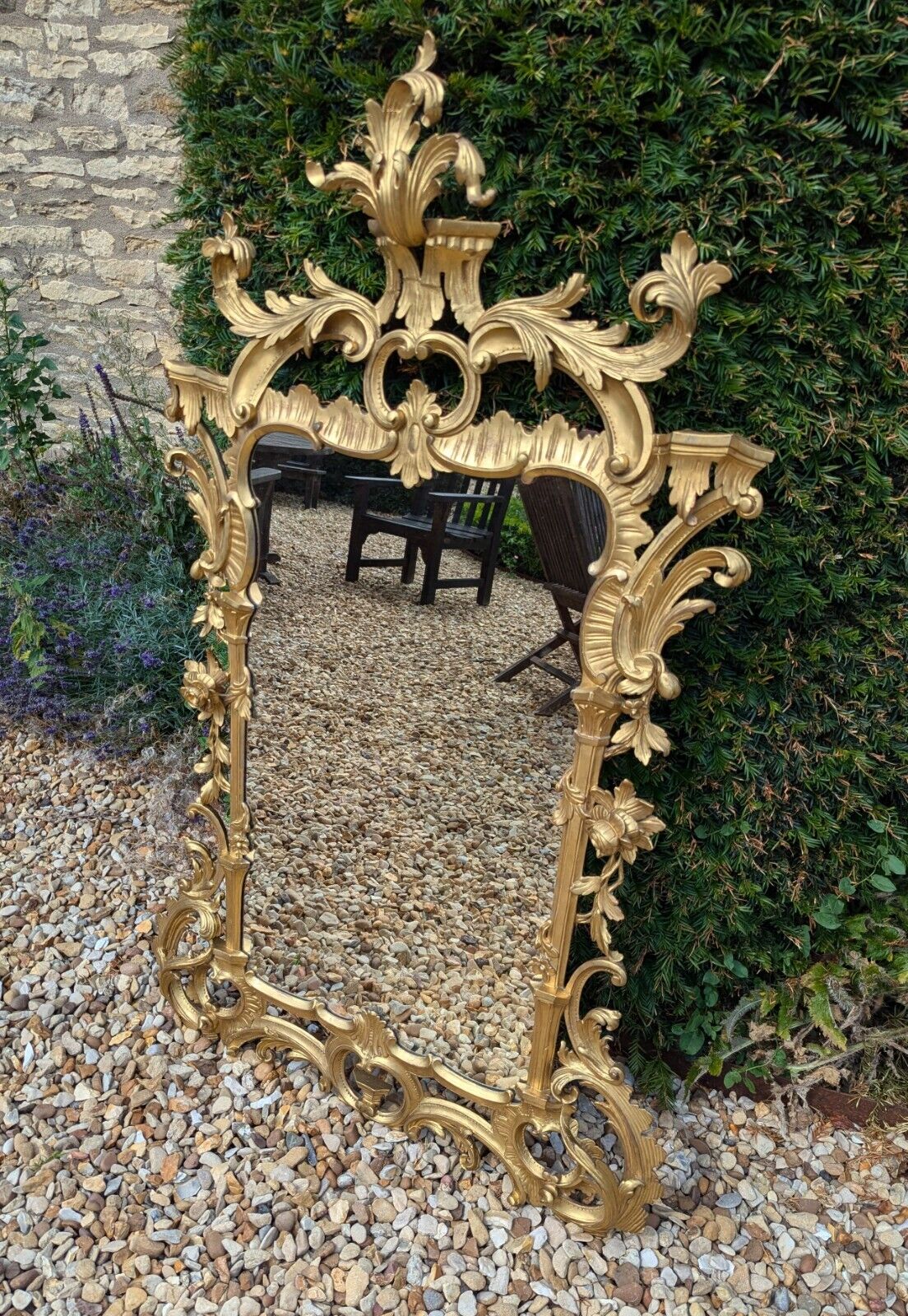 Superb George III 18th Century Chippendale Carved Giltwood Mirror - Delivery Available