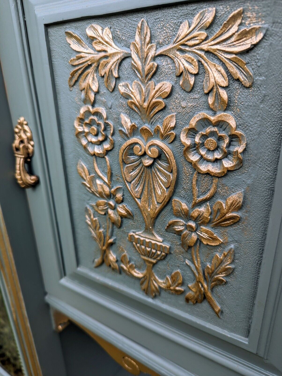 Vintage Stunning Decorative Edwardian Paint & Gilt Sideboard Delivery Available