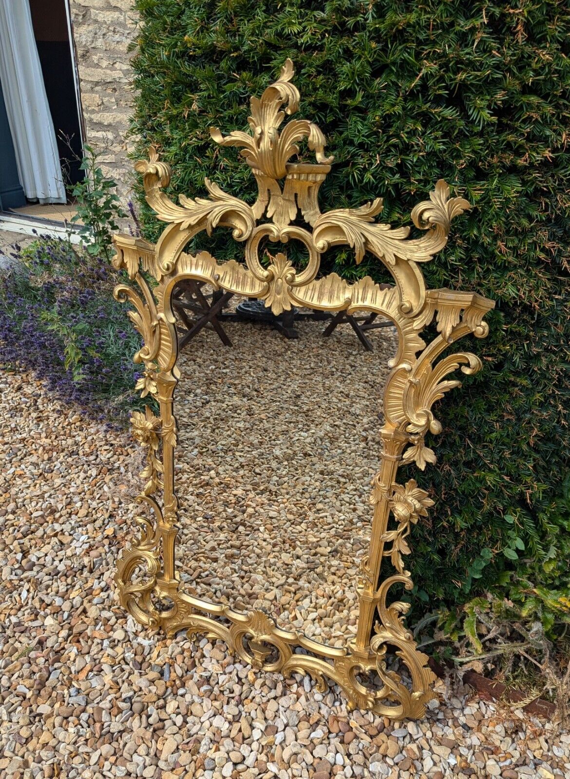 Superb George III 18th Century Chippendale Carved Giltwood Mirror - Delivery Available