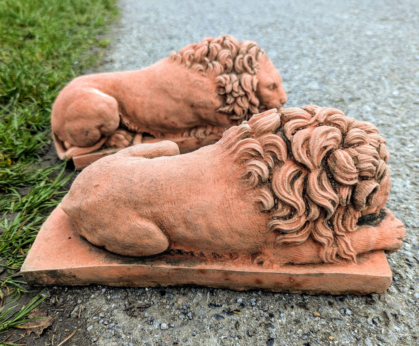 Pair of Canova Lions made from English Stone - Free UK delivery