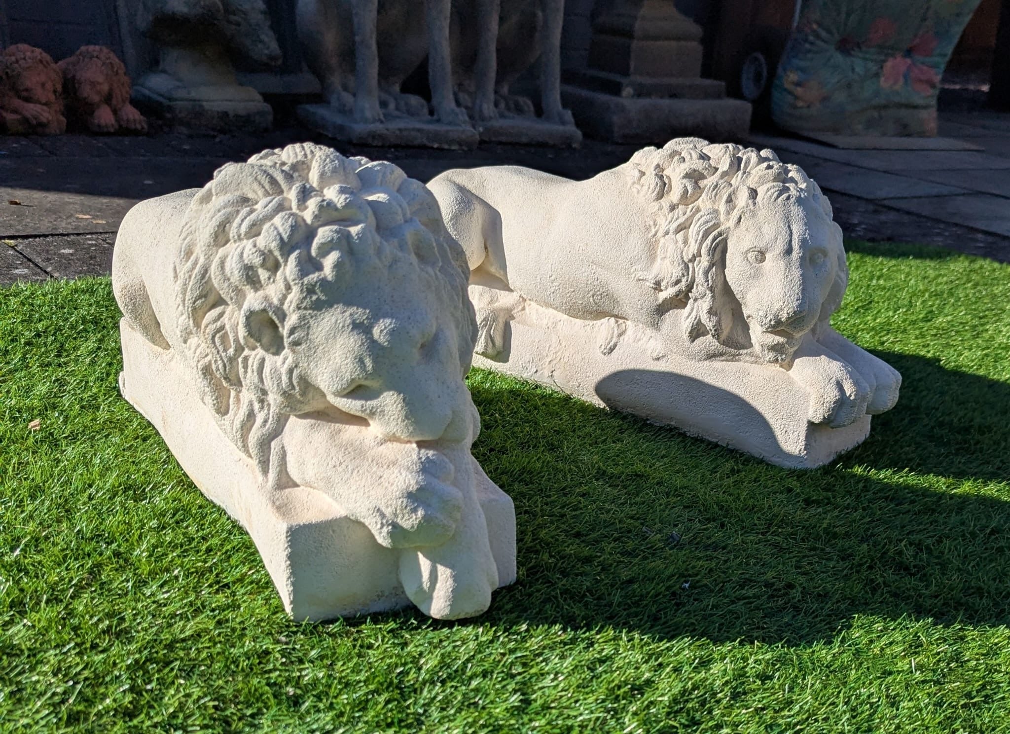 Fantastic Vintage Lime Stone Chatsworth - Canova Lions - Delivery Included