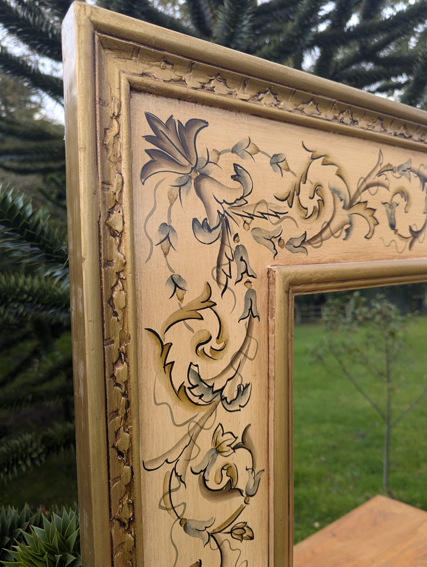 Large Oriental Gilt Mirror Hand Painted Decoration - Delivery included