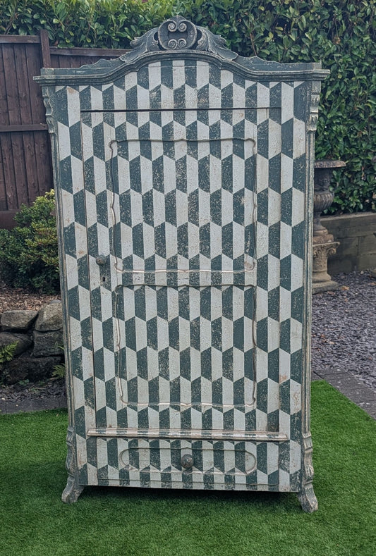 Mid to Late 19th century Italian Pine wood painted wardrobe - Delivery Available 0366