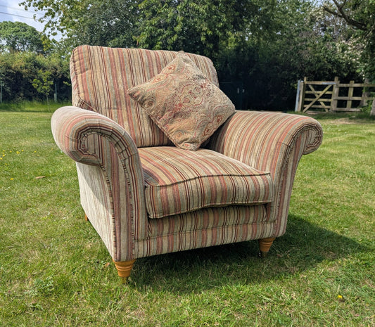 Retro Parker Knoll Club chair - Delivery available 0335