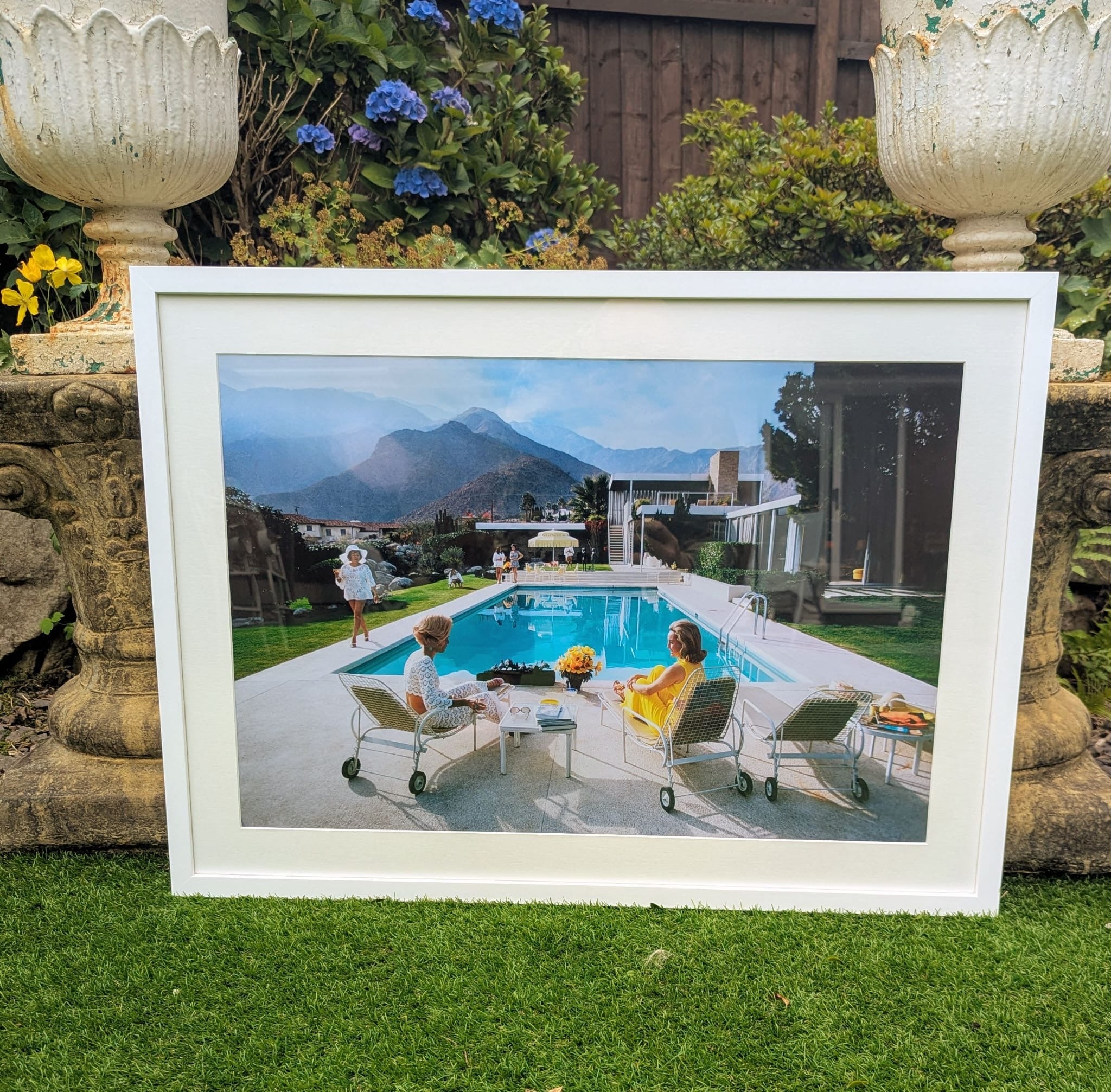 Slim Aarons 1970 pool gossip high original quality print - Delivery Available