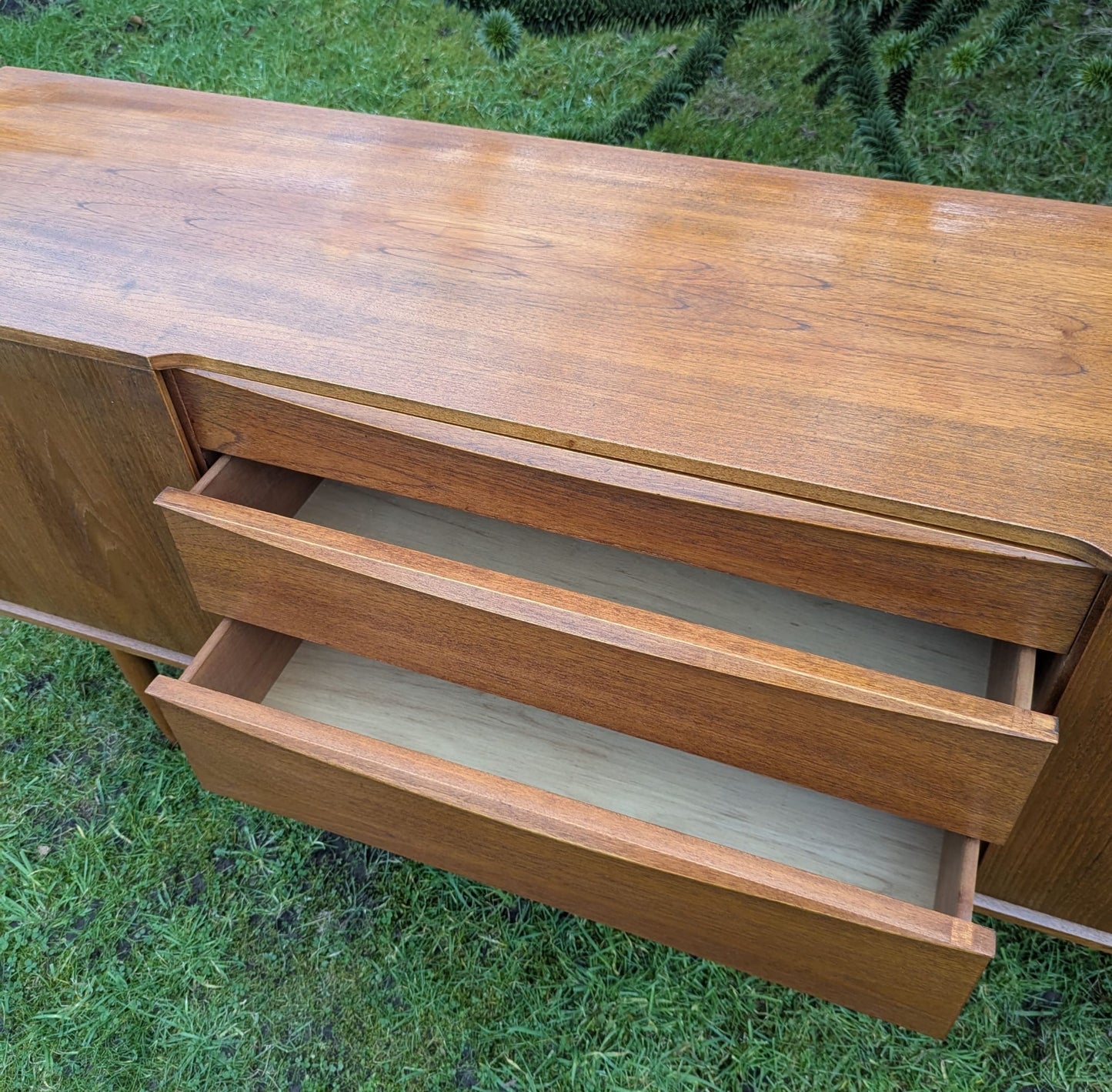 Superb Mid Century Modern McIntosh Style 2 Door Sideboard - Delivery Available