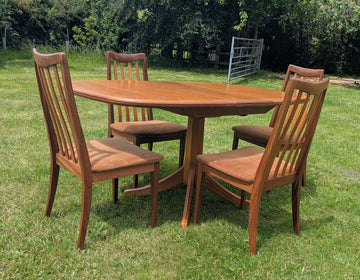 Vintage G-Plan William Lawrence extending dining table with four chairs - Delivery available - 0348