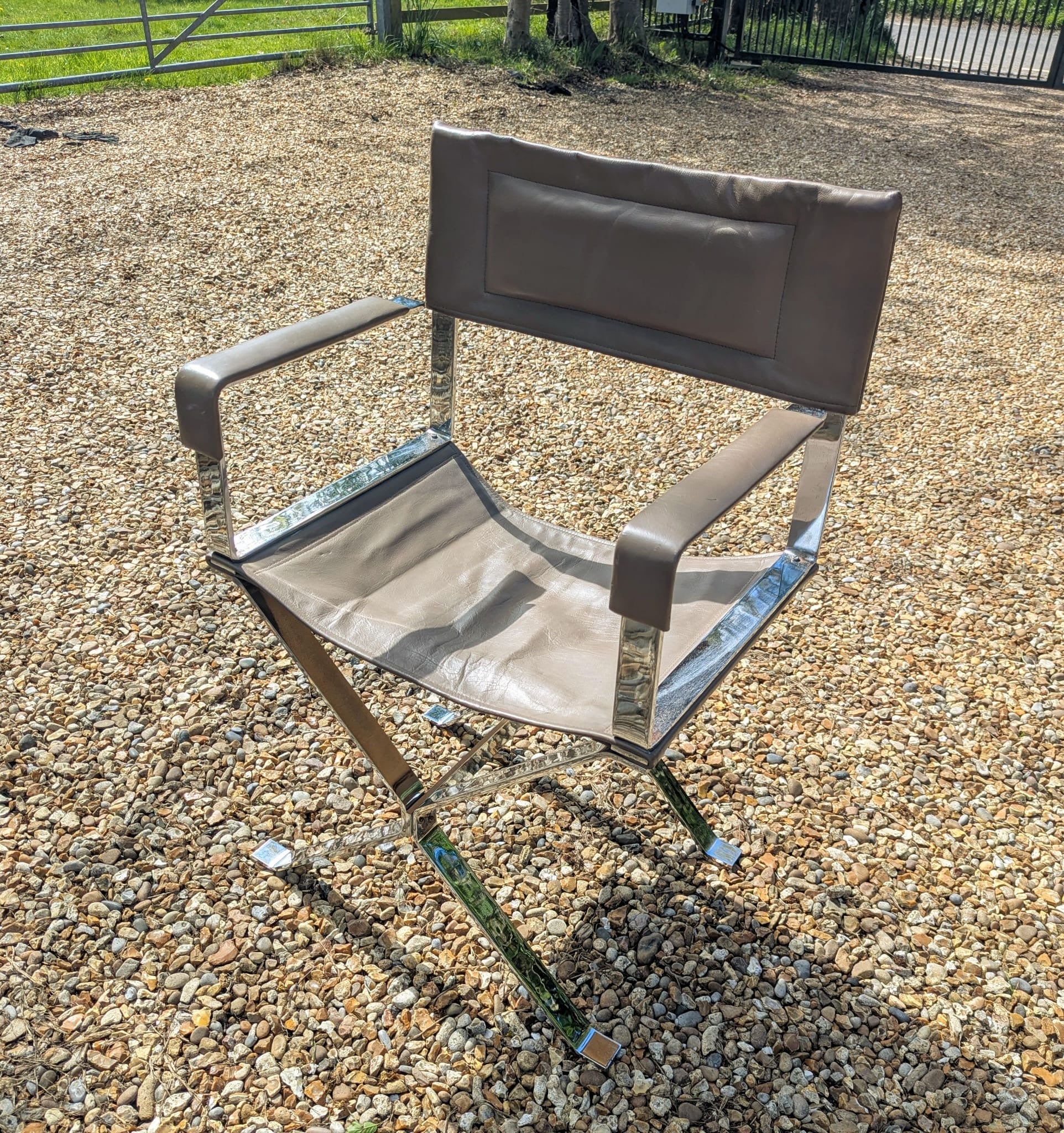 Exceptional Alessandro Albrizzi 1960 X Form Directors Chair - 4x Chairs available - Delivery Available