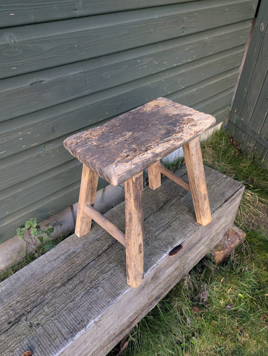 Rustic reclaimed vintage elm Table/Stool (Santa 3) - Delivery available
