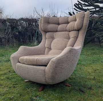Vintage Mid century Parker knoll statesmen swivel armchair - Delivery available.