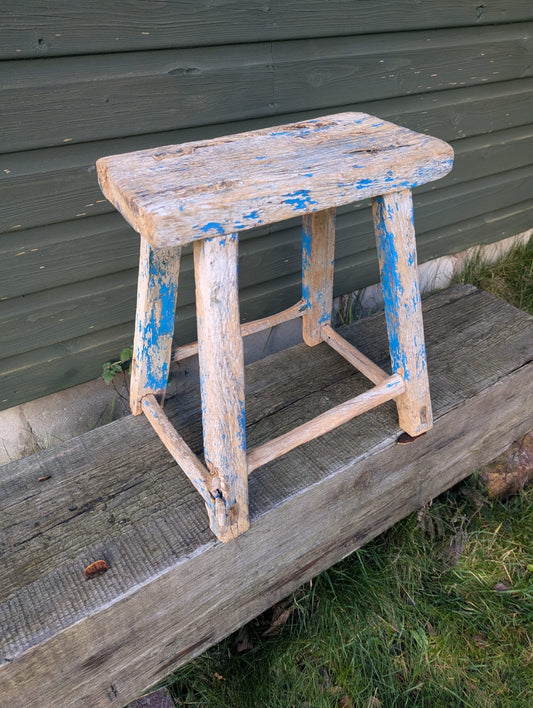 Rustic reclaimed vintage elm Table/Stool (Santa 4) - Delivery available.