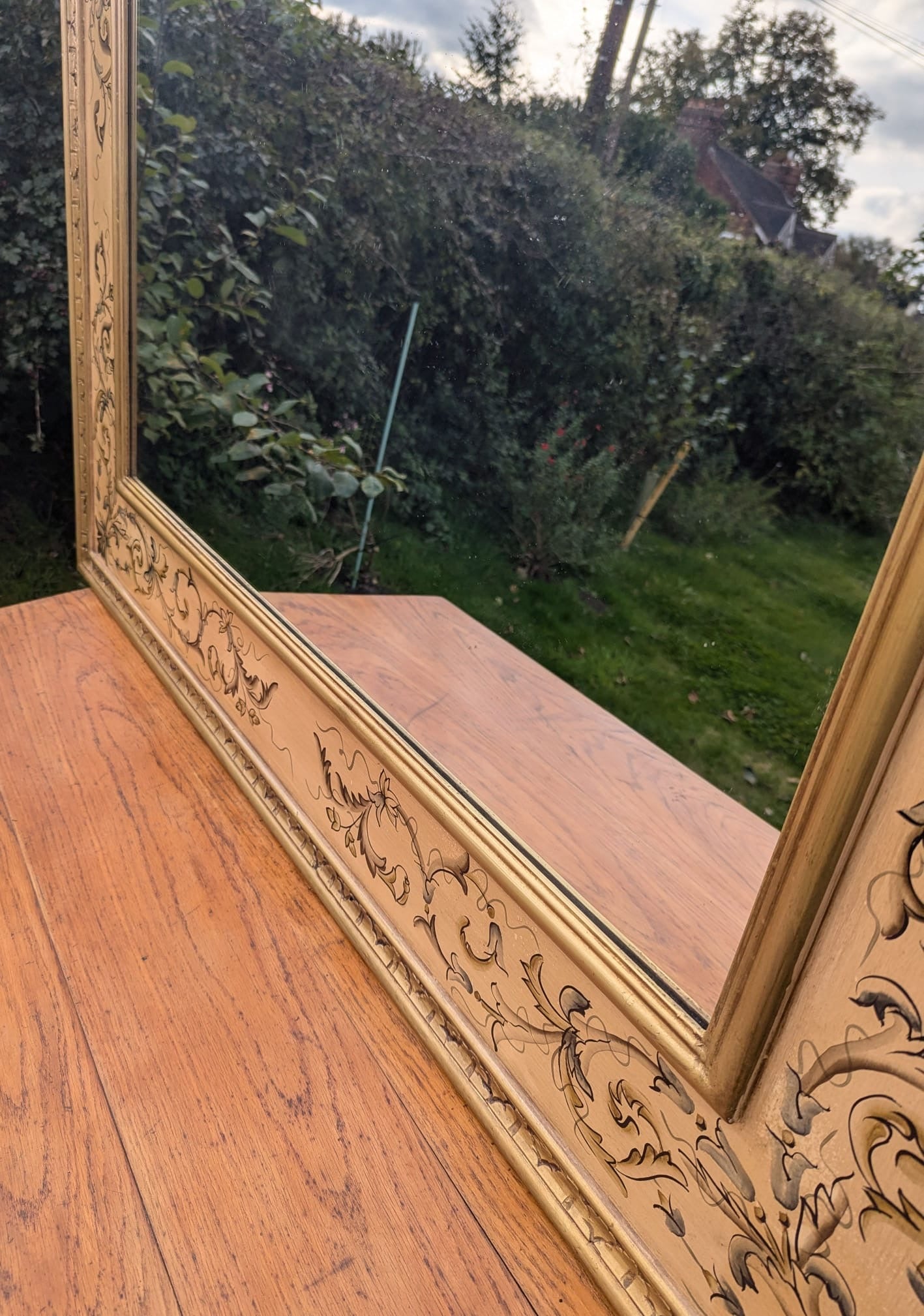 Large Oriental Gilt Mirror Hand Painted Decoration - Delivery included