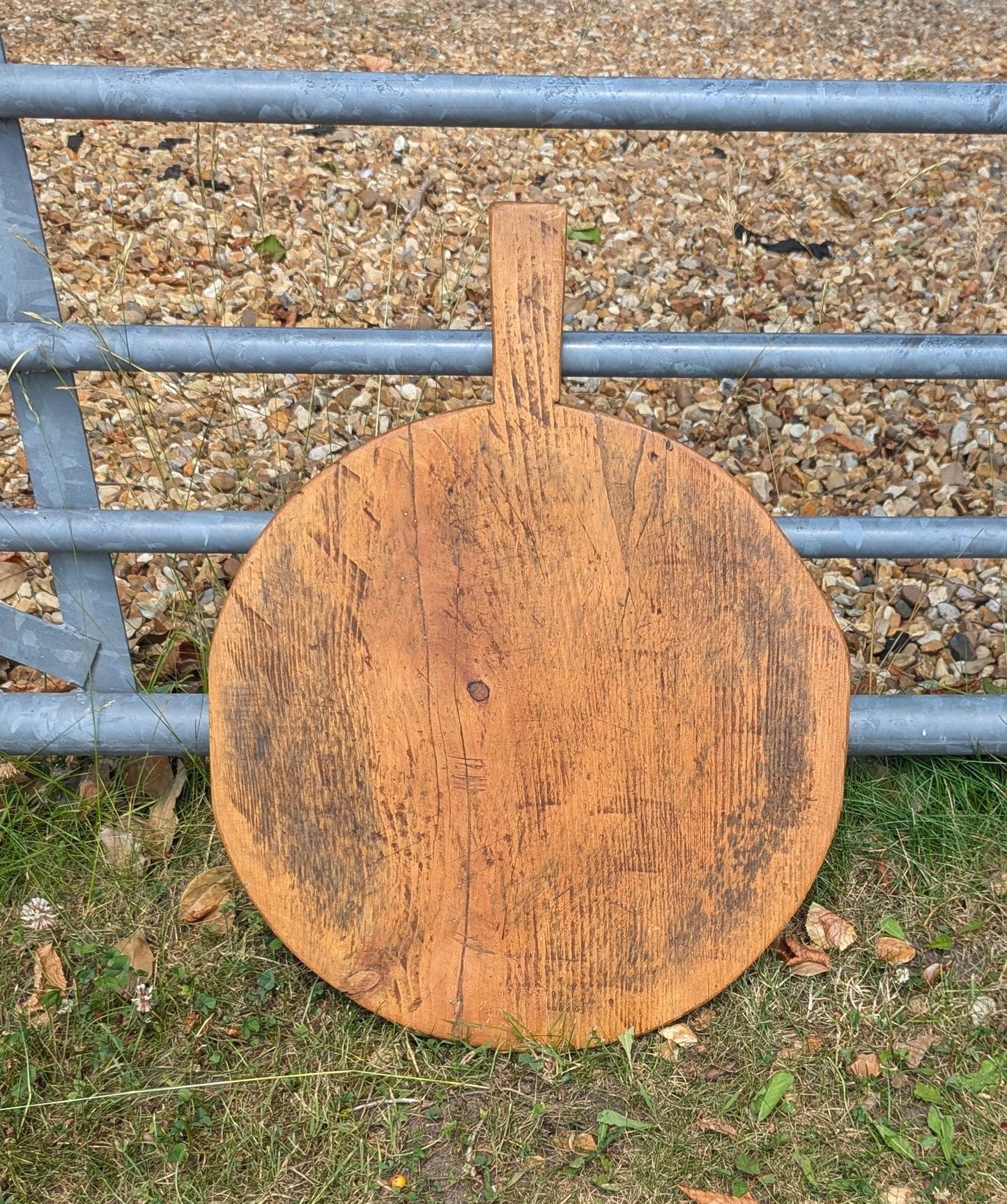 VINTAGE EUROPEAN CHOPPING BOARD - CHARLIE 5th - DELIVERY AVAILABLE
