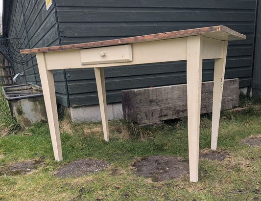 Vintage French pine farmhouse table with Drawer - Delivery available 0262