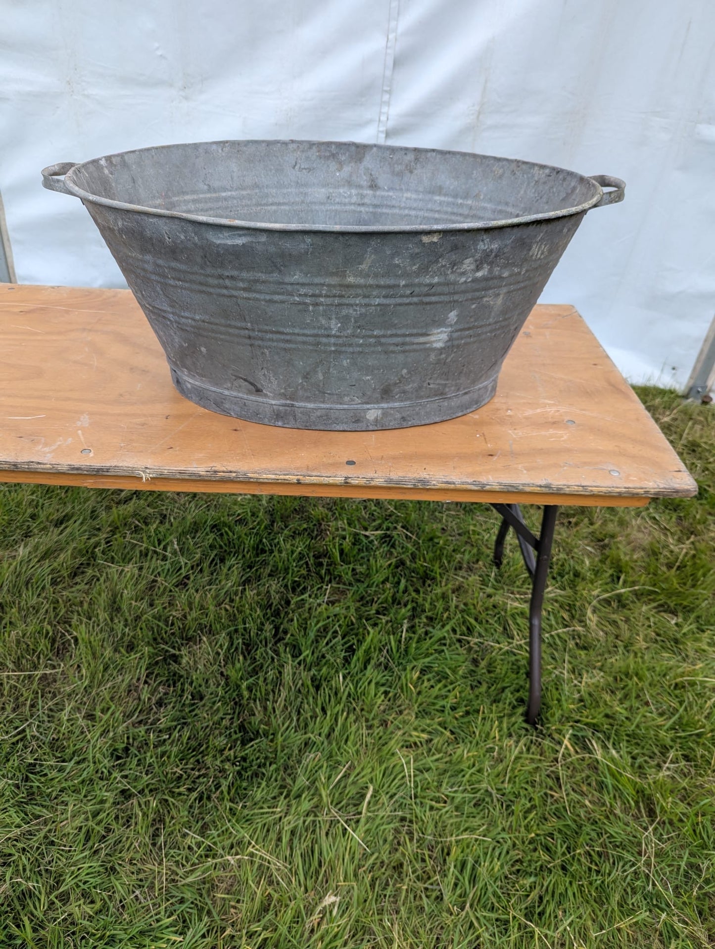 Vintage Metal bath tub planter Toby 2nd - Delivery Available