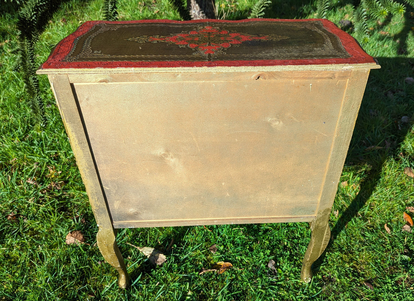 Early 20th century Italian Florentine cabinet - Free UK Delivery