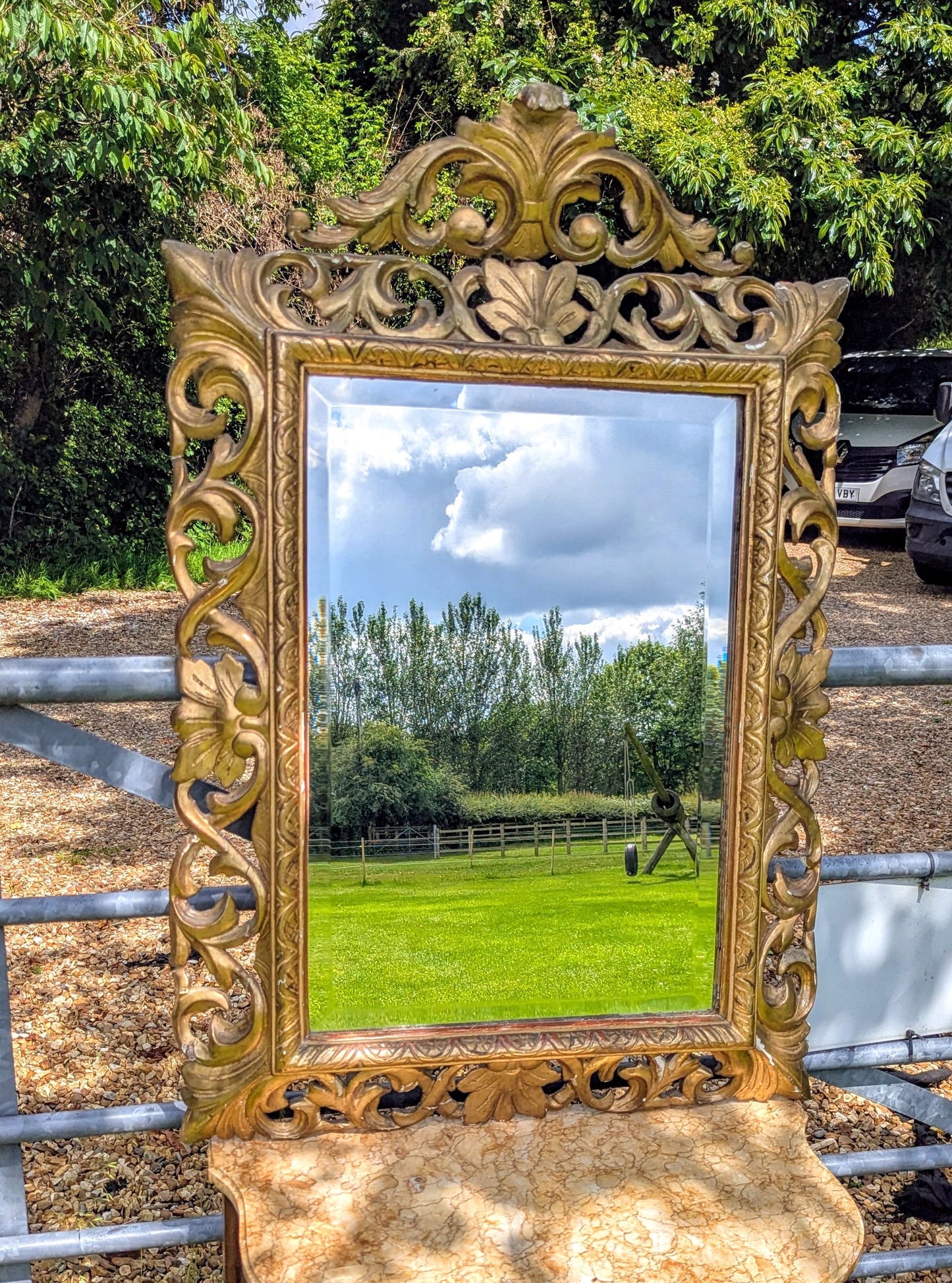 Superb Decorative Mid 19th Century Giltwood Italian Mirror - Delivery Available