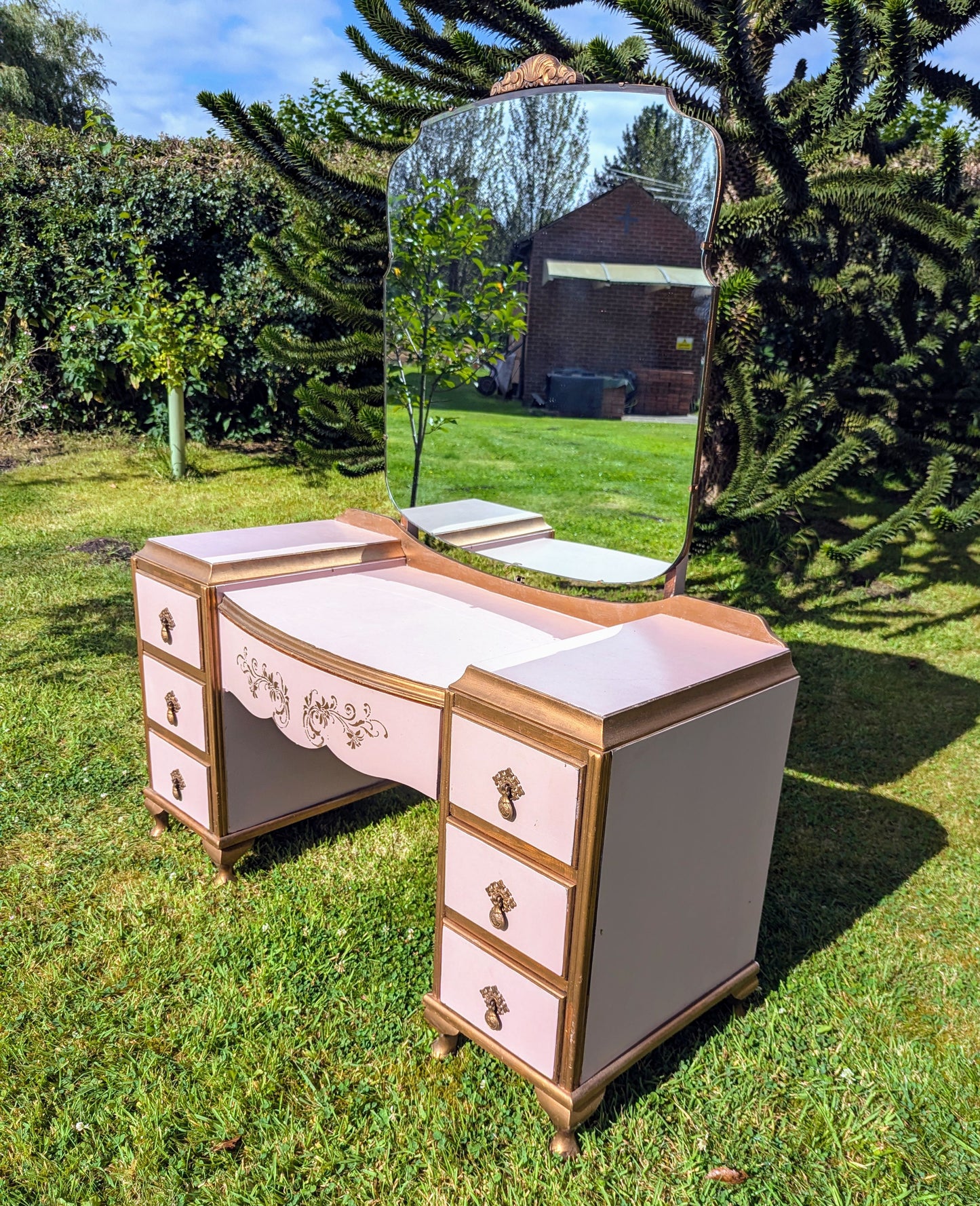 Vintage Art Deco Dresser With Bevelled Edge Mirror