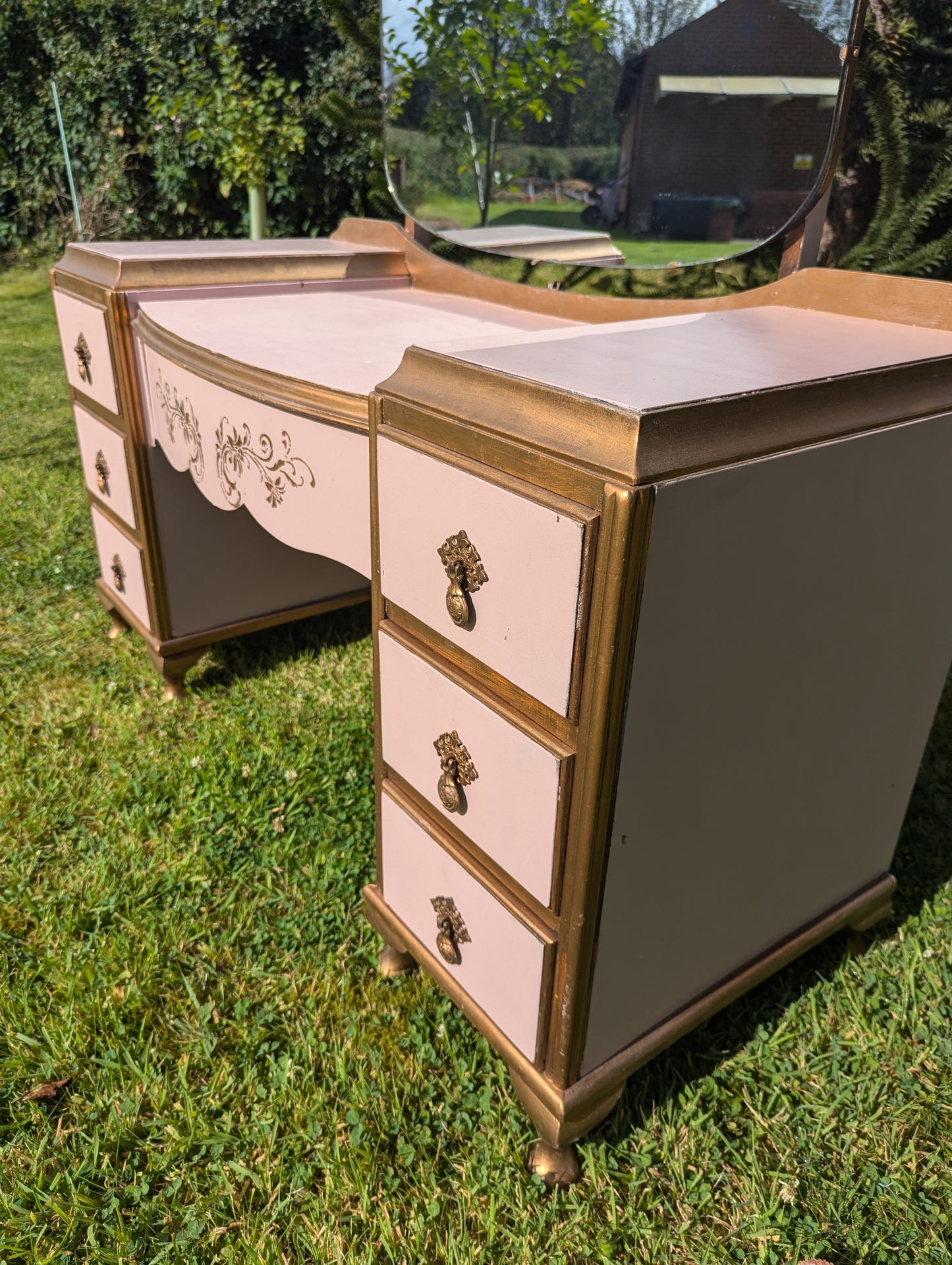 Vintage Art Deco Dresser With Bevelled Edge Mirror