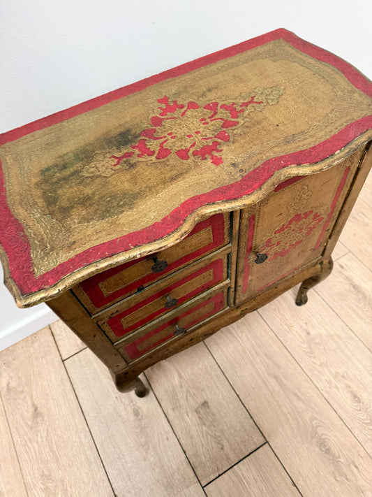 Early 20th century Italian Florentine cabinet -  Delivery available 0232.
